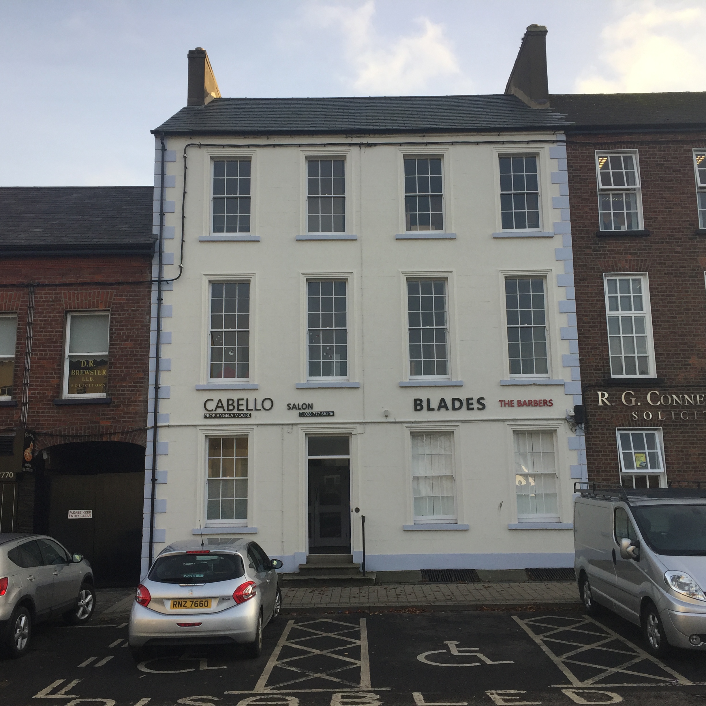 Apt   Main Street